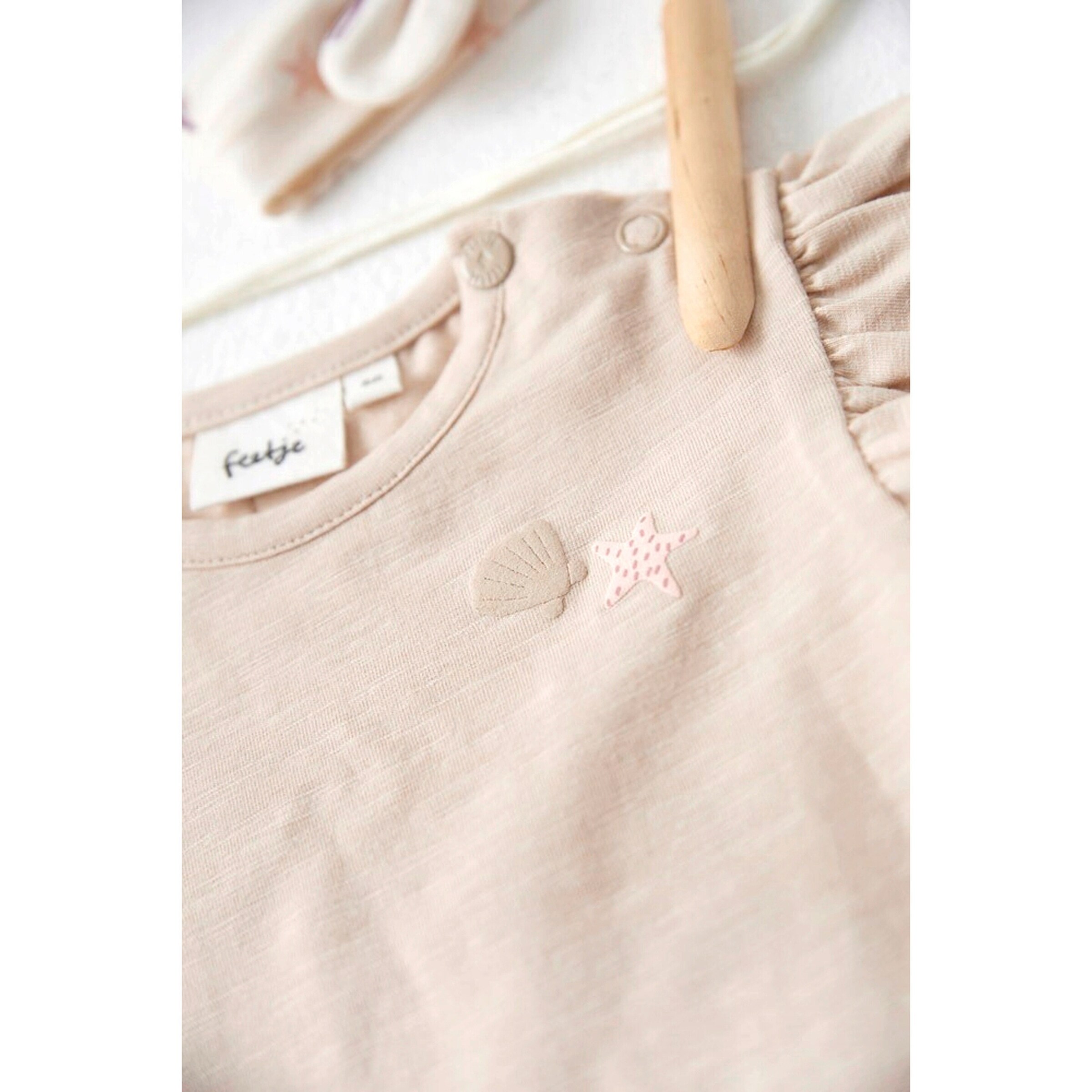 Feetje T-Shirt Ocean Rüschen beige