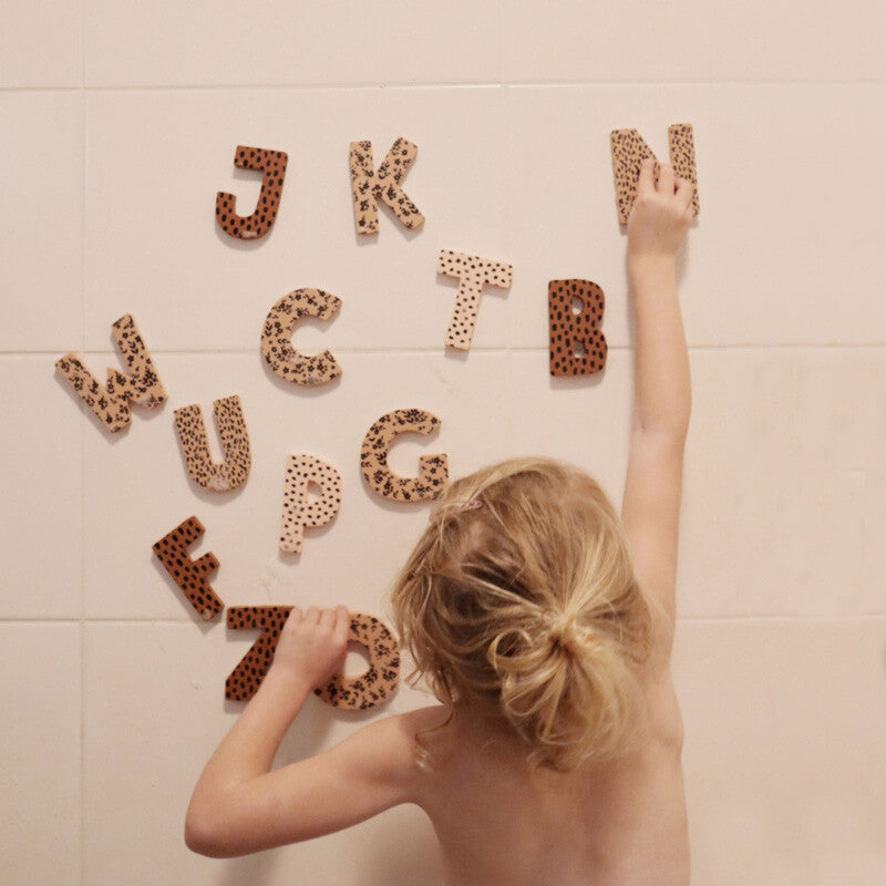 Vanpauline badspeelgoed alfabet nude - 26st
