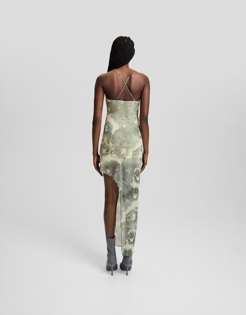 Vestido midi assimétrico de tule com estampa animal