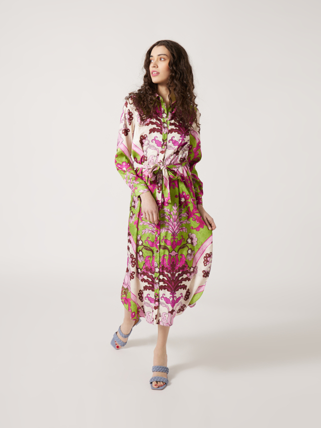 Robe chemise ceinturée