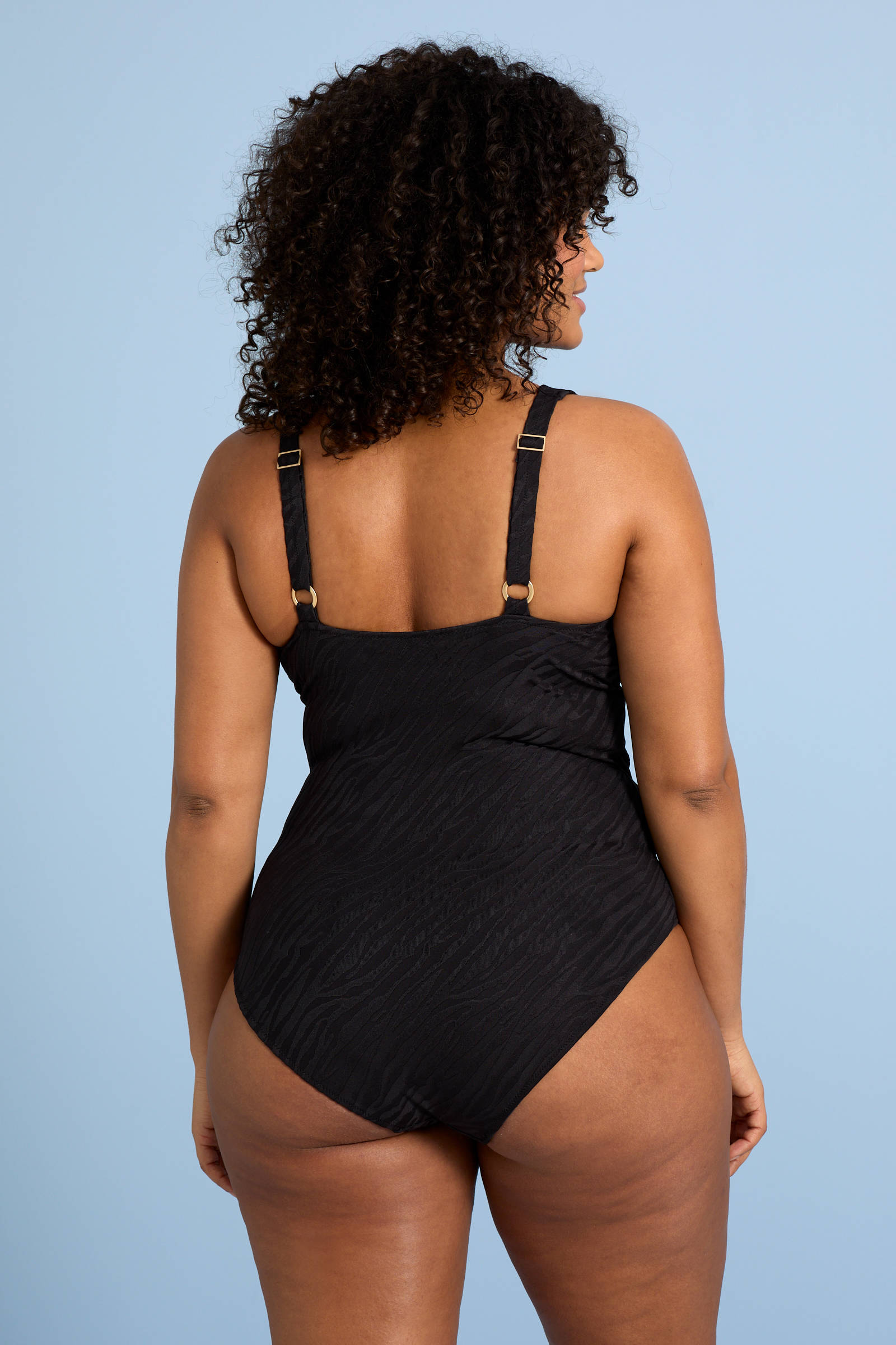 BEACHWAVE Curve corrigerend badpak zwart