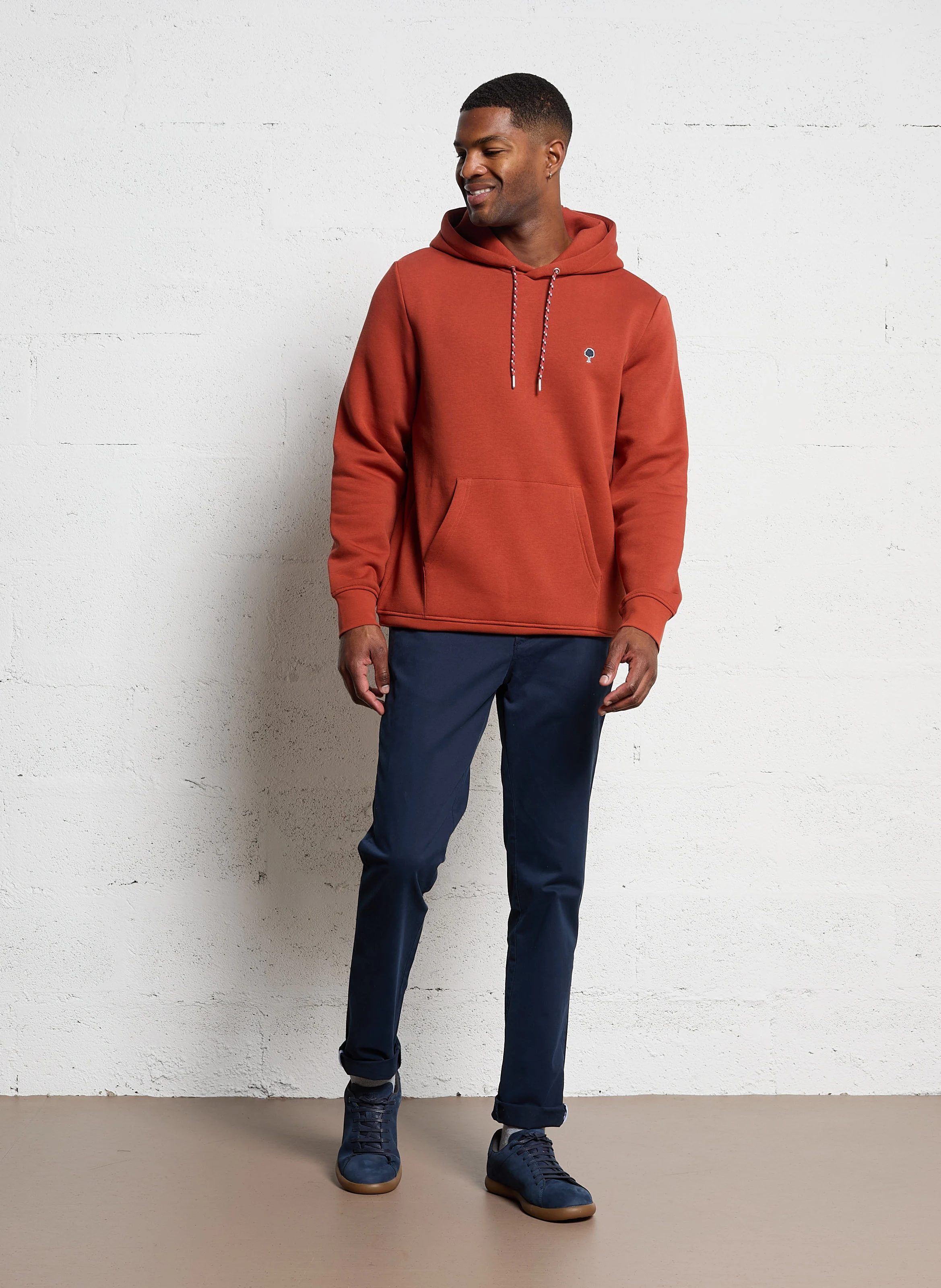 DIRAC - Sweat à capuche regular-fit brodé en coton recyclé mélangé| Rouge