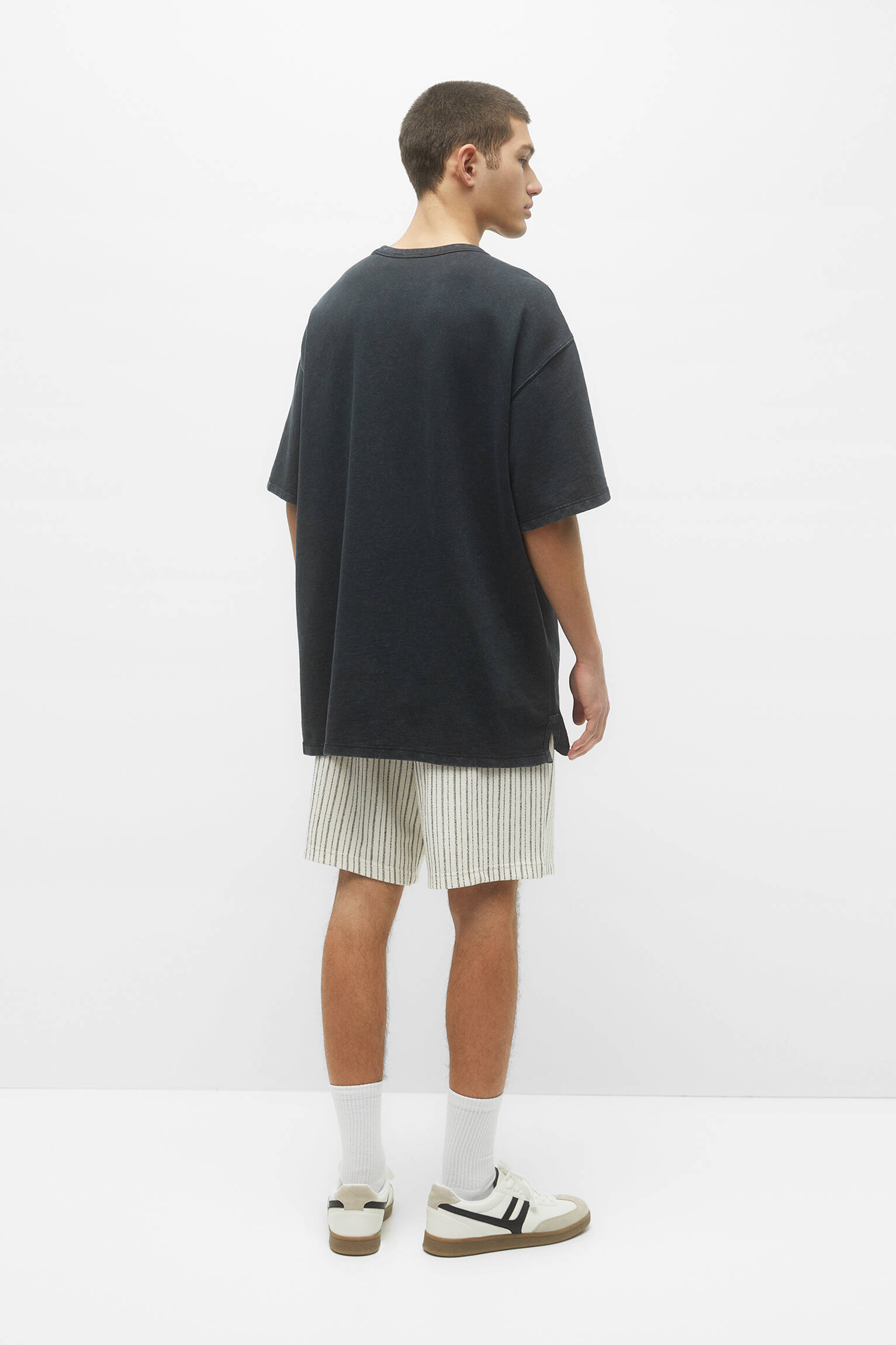 Bermuda Jogger de malha listrada - Off-White