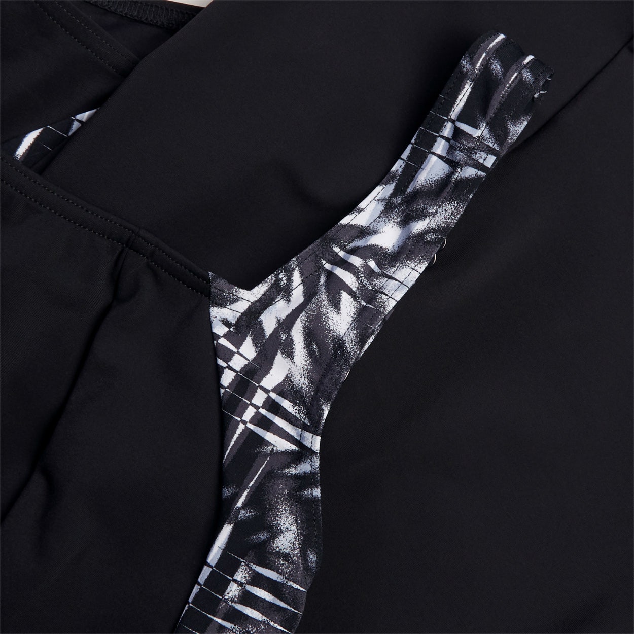 Speedo  LunaLustre Shaping 1 Piece