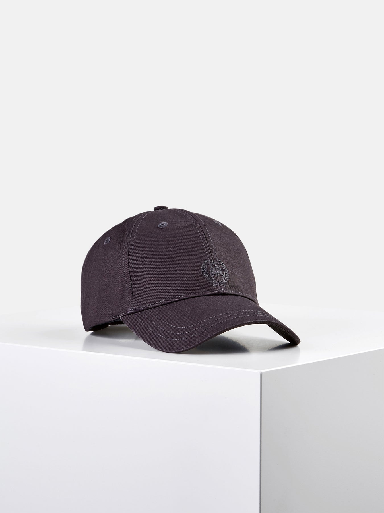 Base Cap mit Logo