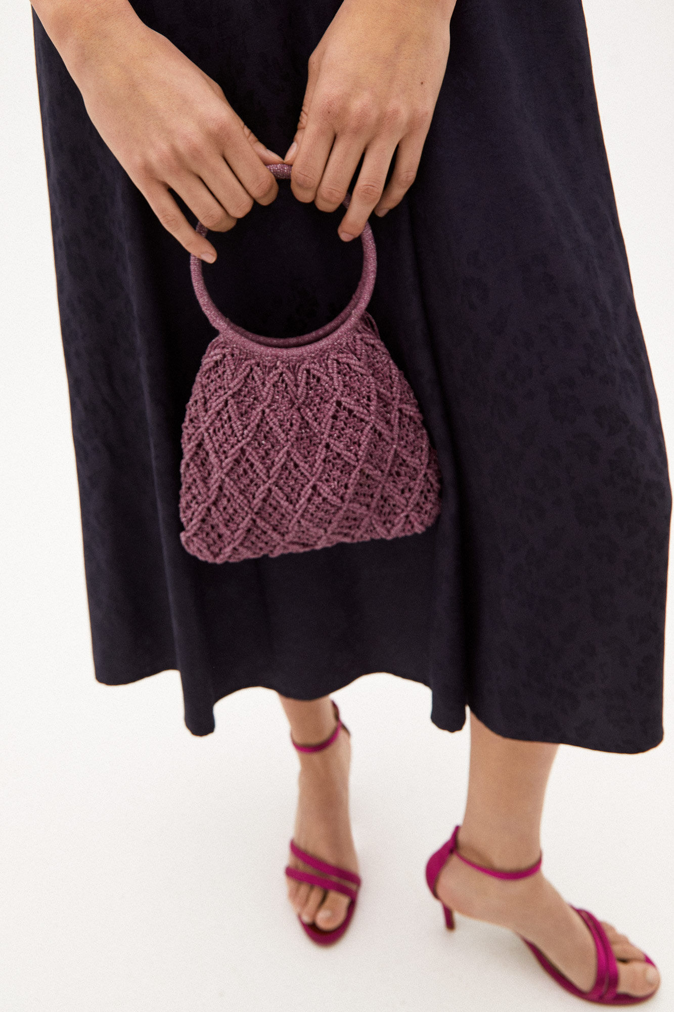 Bolsa de crochê com cordão Dafne - Rosa