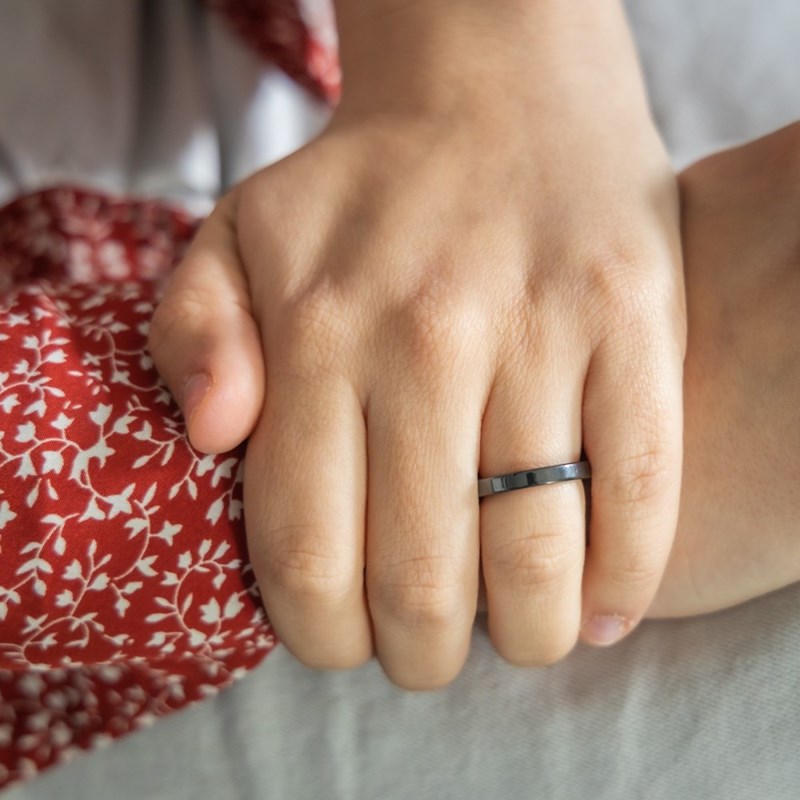 Coffret Bague Femme Trois en Une en Céramique Ornée Zirconium