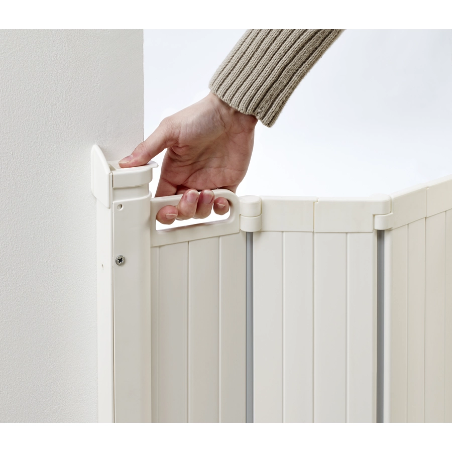 BabyDan faltbares Schutzgitter Guard Me™ 55 bis 89,5 cm, weiß