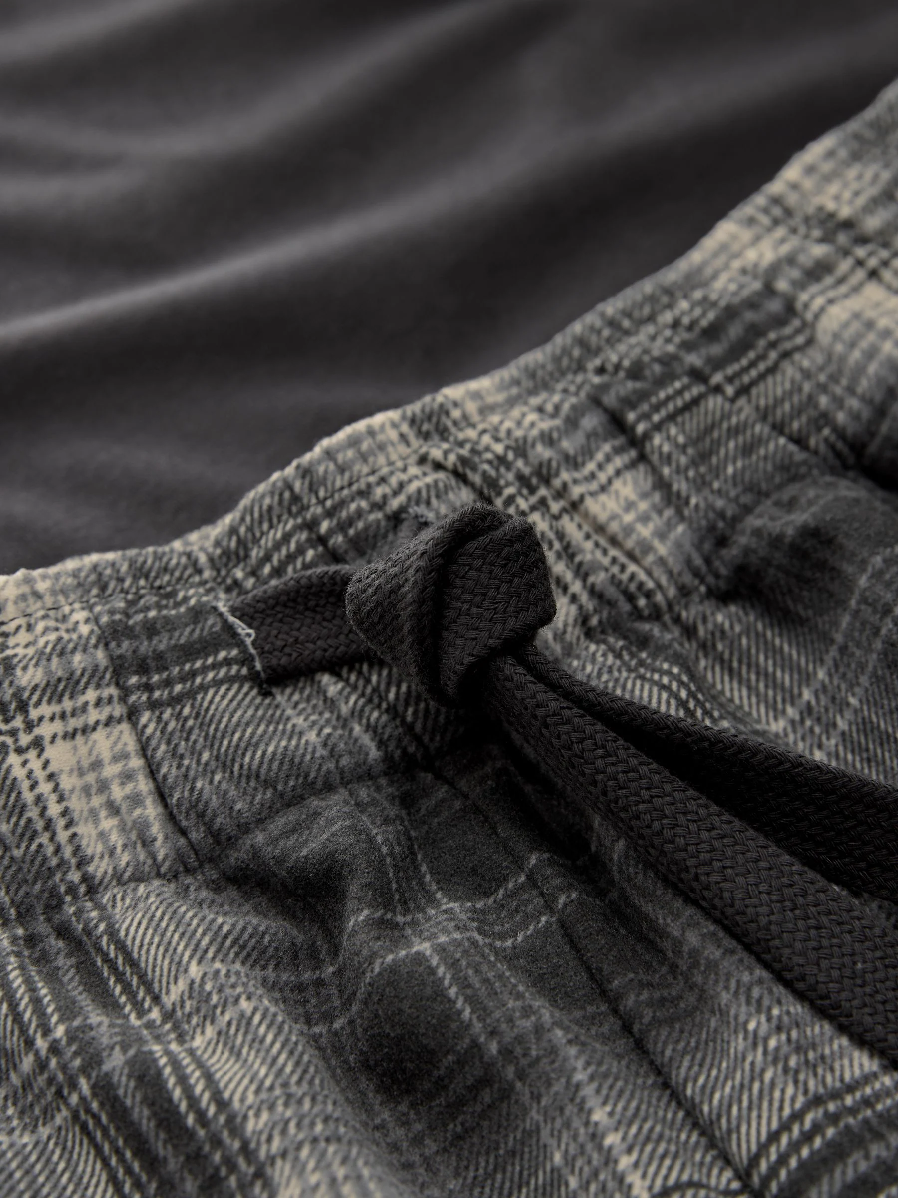 Zwart/wit Eenkleurig Ruit - Motionflex behaaglijke pyjamaset met korte broek