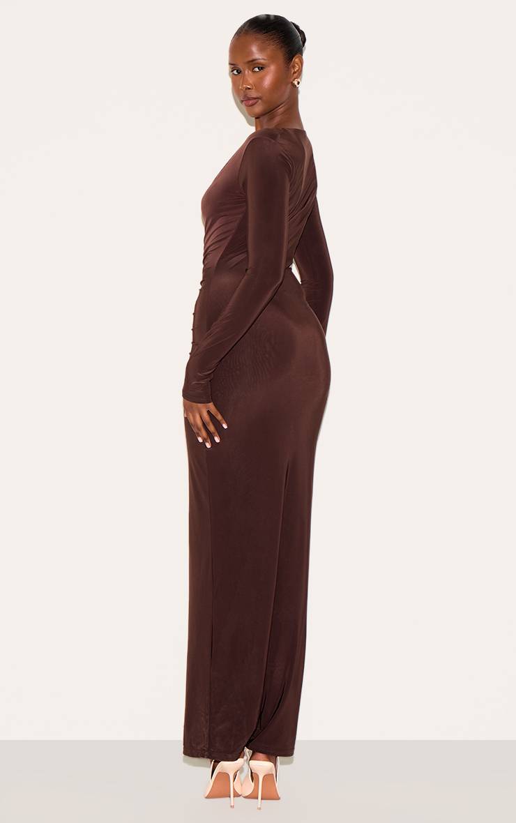 Chocolat Robe Longue Froncée À Double Couche Et Décolleté Plongeant