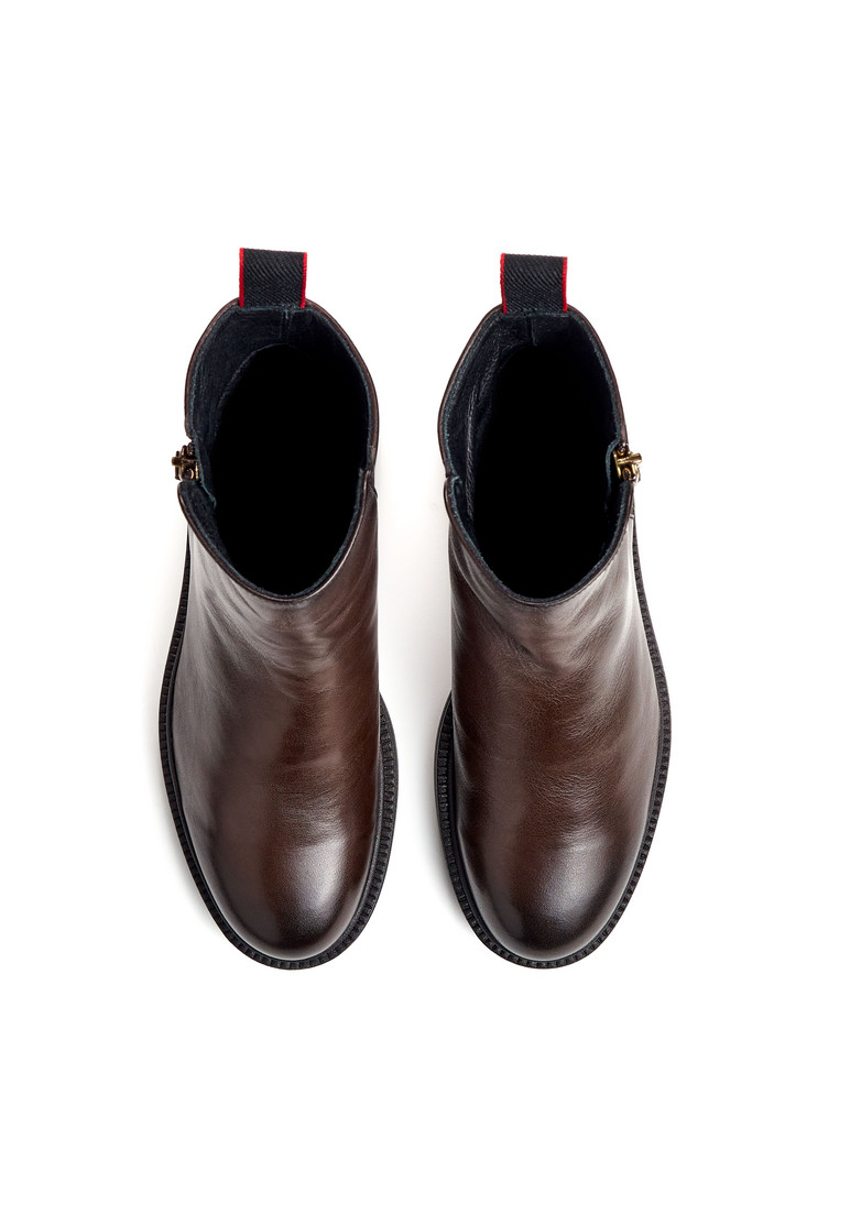 STIEFELETTE Braun
