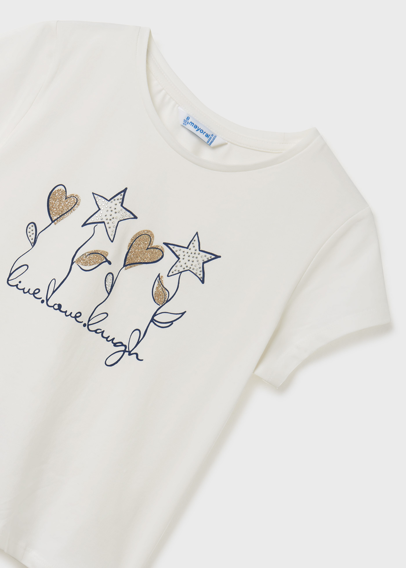 Camiseta de manga curta para meninas, feita de algodão sustentável.