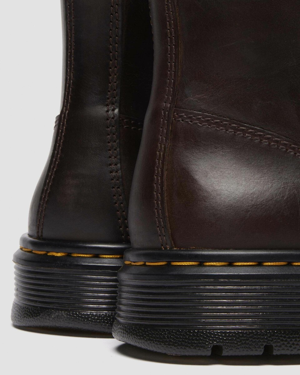 DR. MARTENS<br>Botas Chukka de Couro Brookline