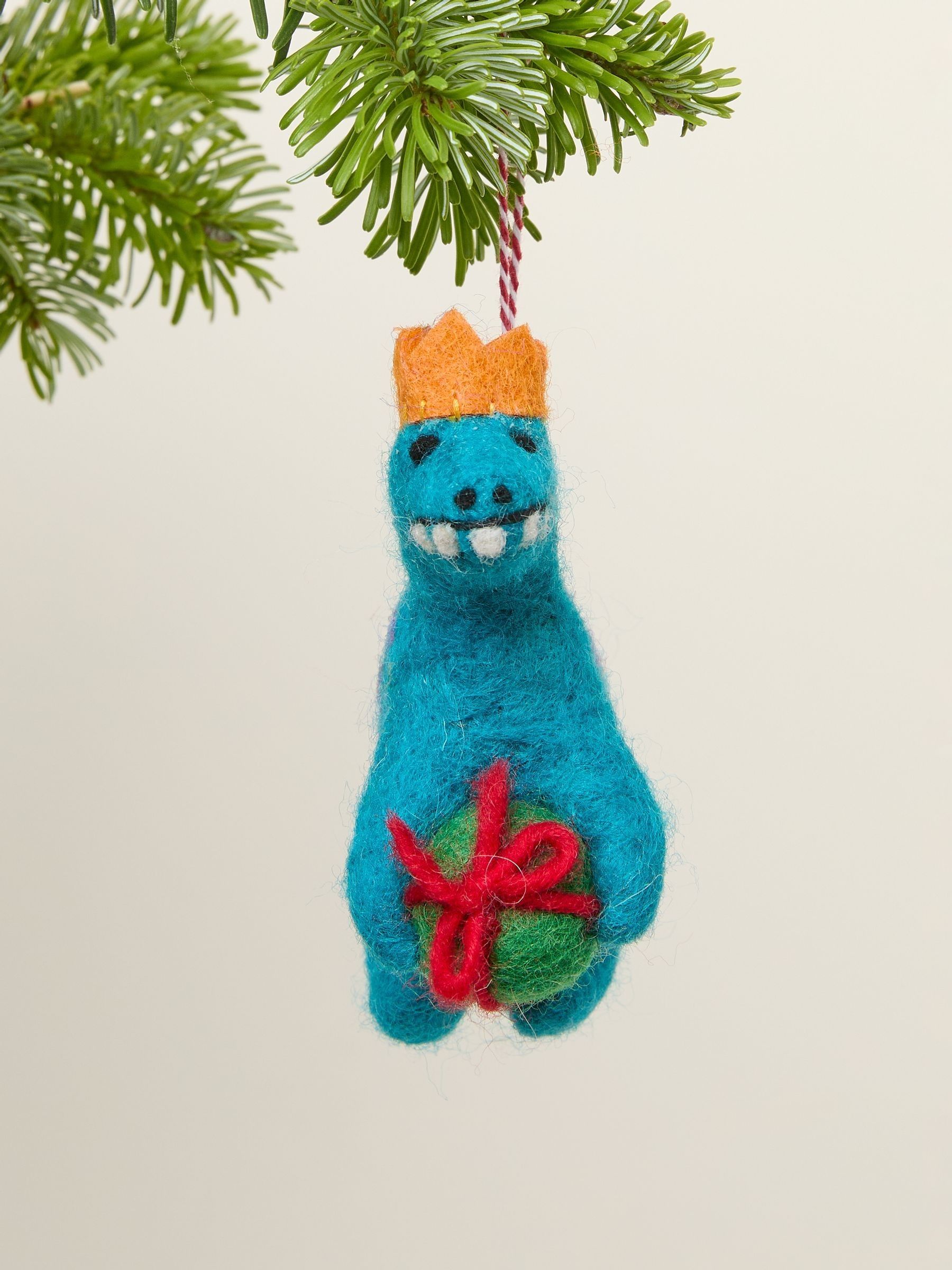 FatFace Felt Party Dino Decoration