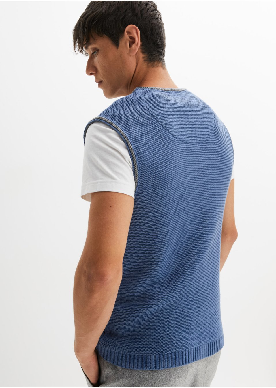 Gilet sans manches en maille style bavarois