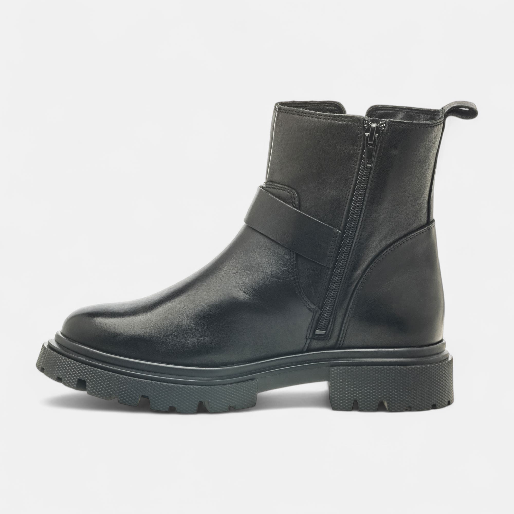 Boots Femme en cuir noir