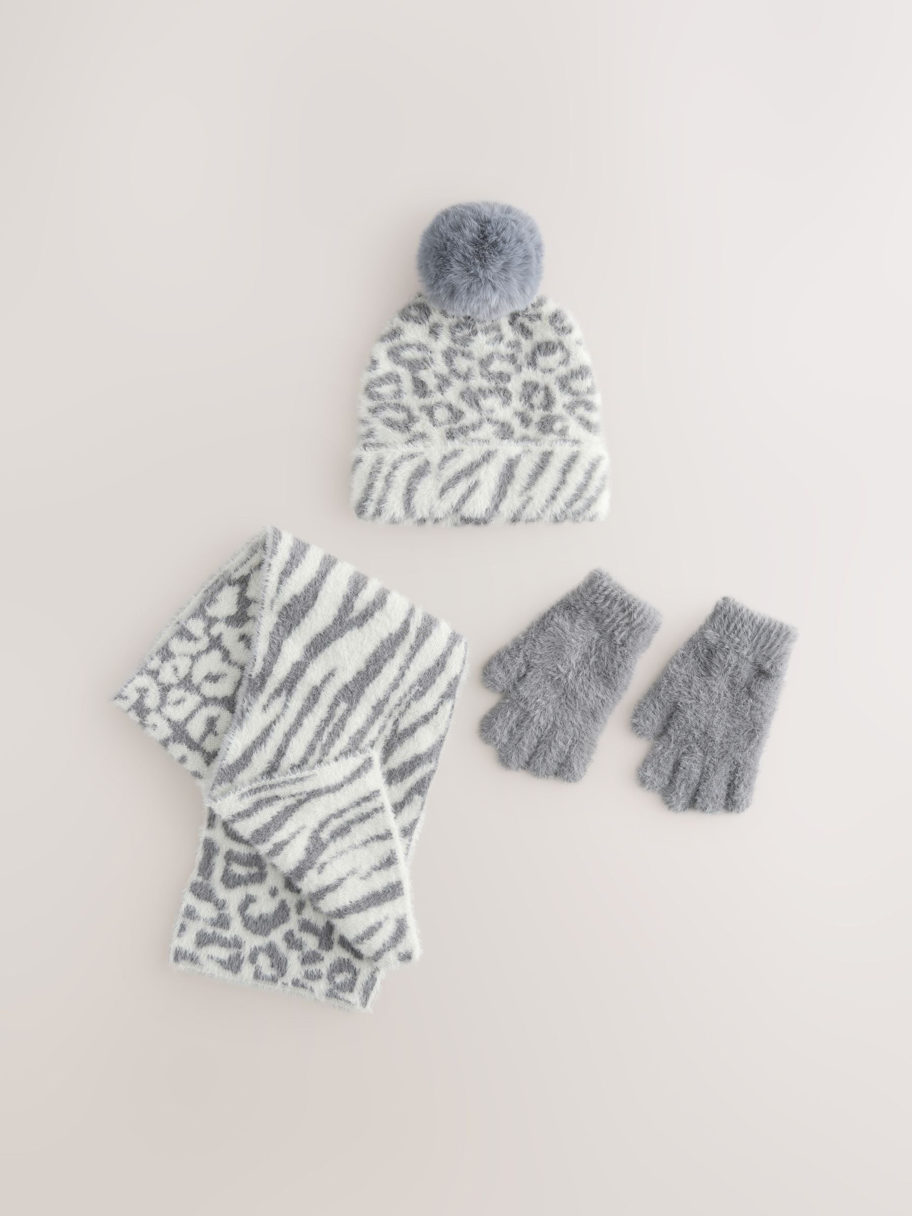 Animal - Beanie Gloves And Scarf Set (3-16yrs)