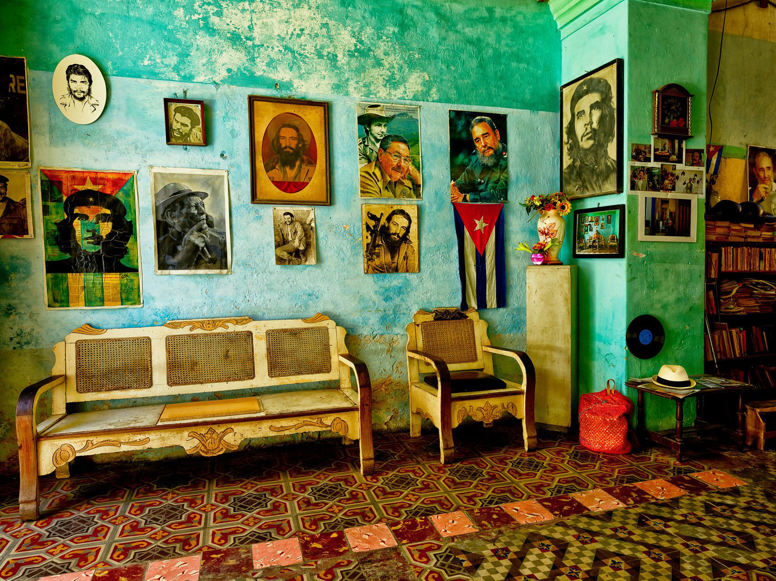 Chinos House I by Werner Pawlok - Limited Edition. Edition of: 150. Signed.