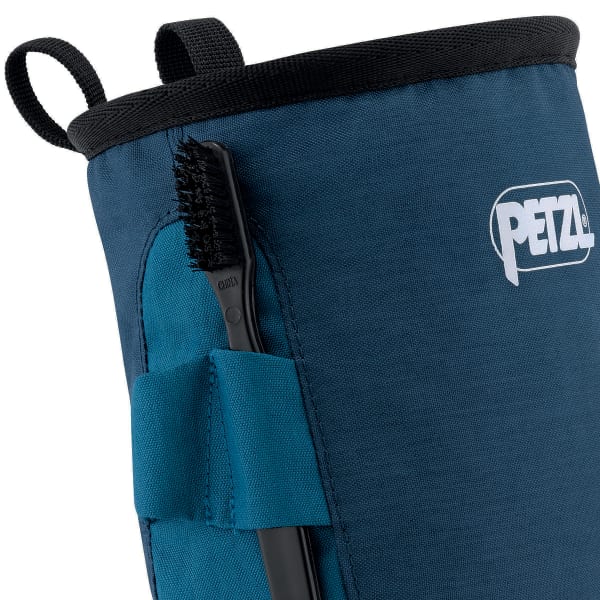 Sac à magnésie PETZL SAKA BLEU