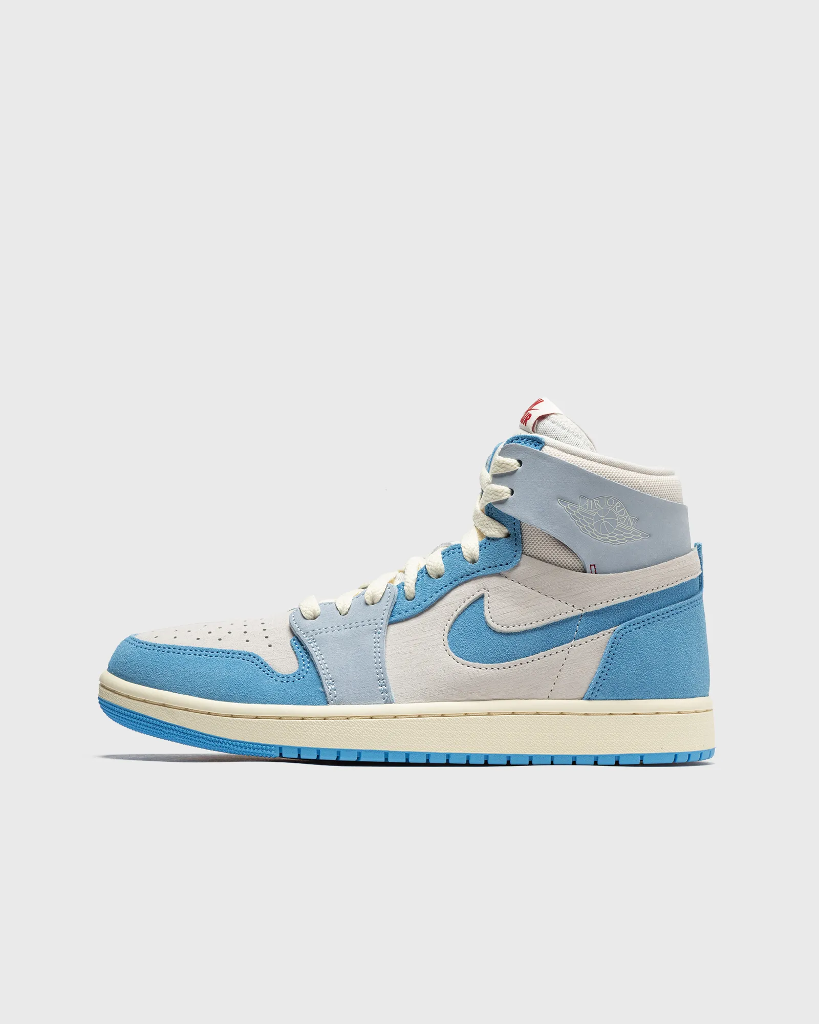 Jordan WMNS AJ1 Zoom Comfort 2