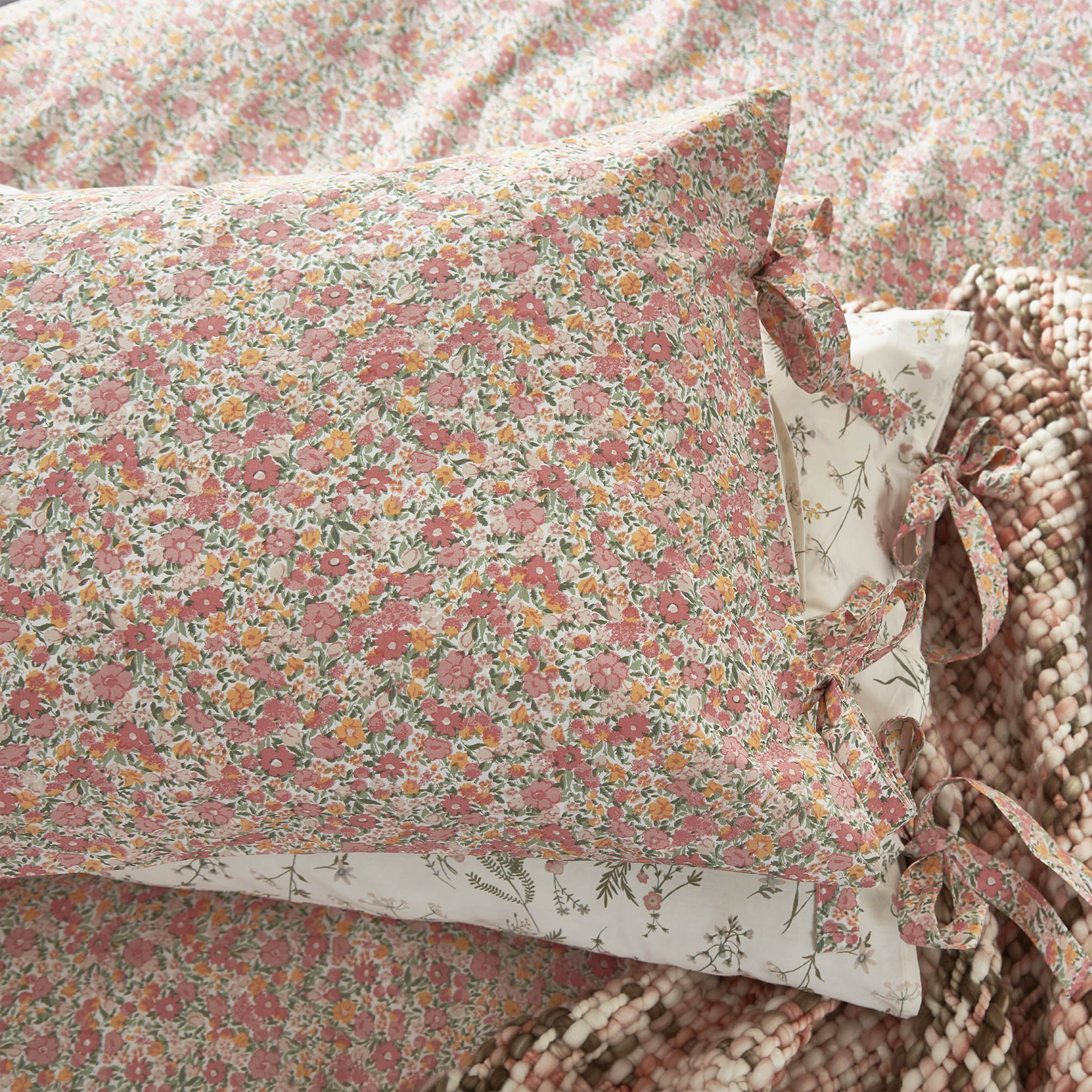 Dekbedovertrek Loveston Coral Pink 200x200 cm