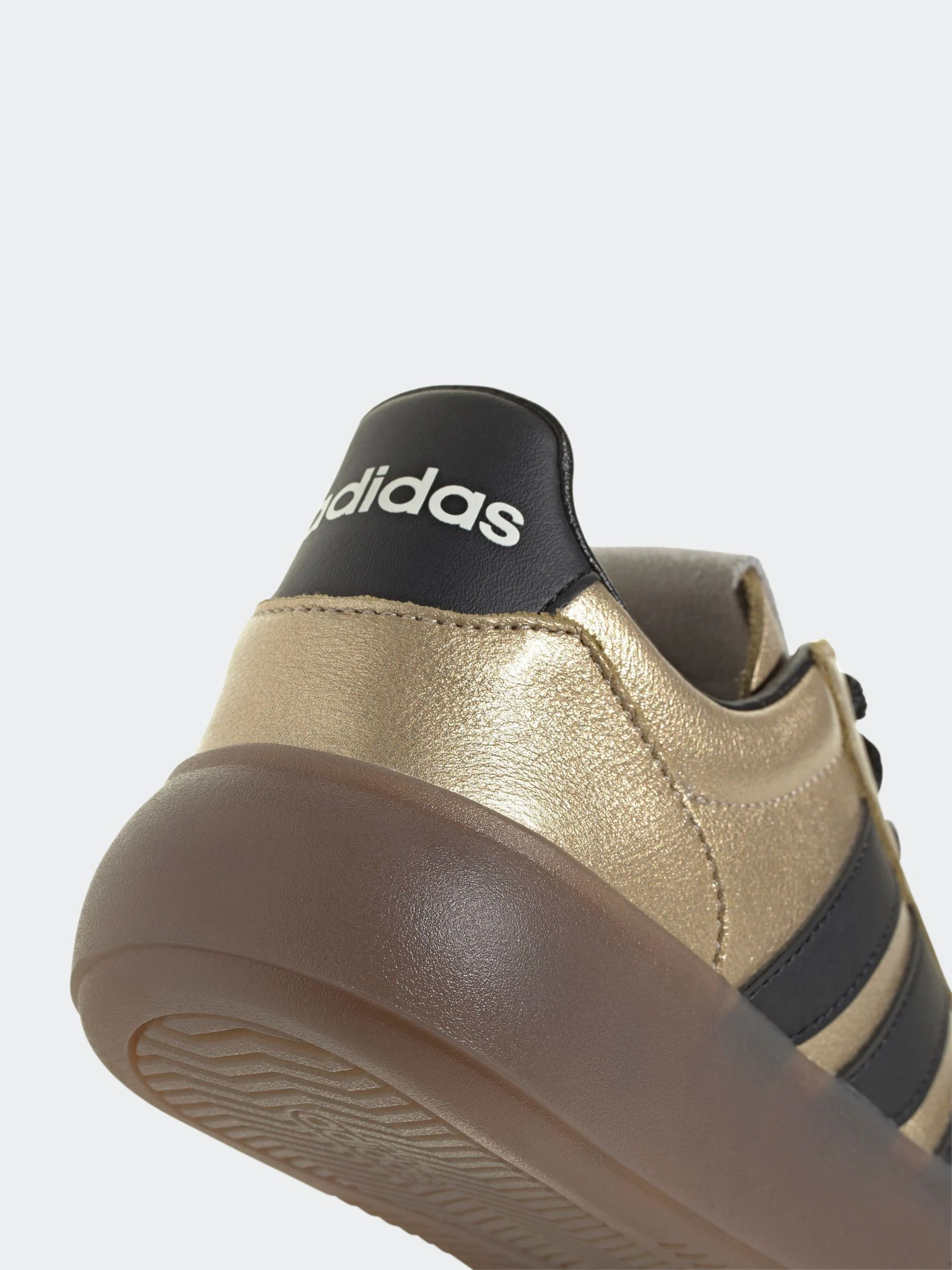 Bruin - adidas Barreda Decode Lux sneakers
