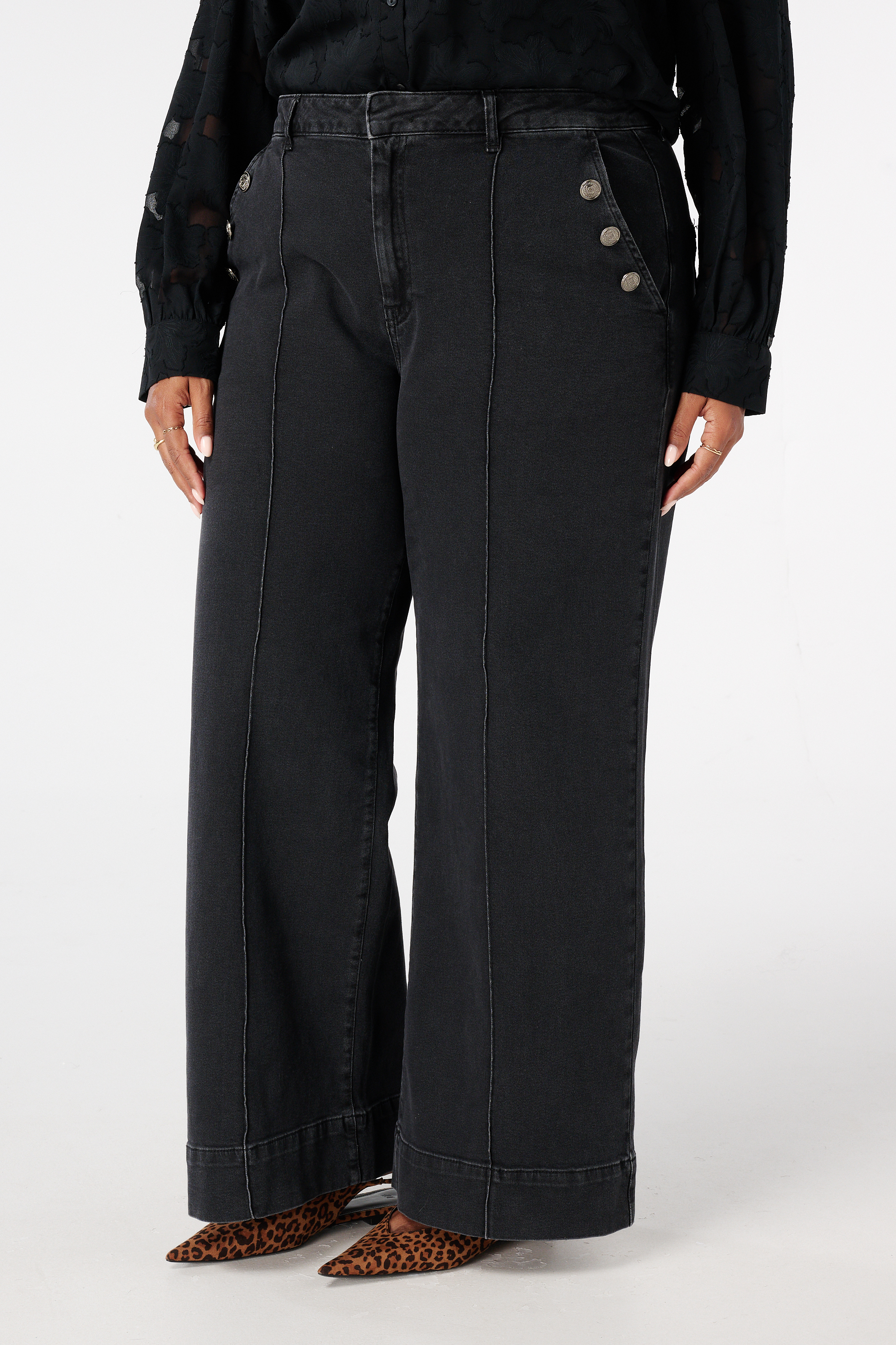 Wide leg jeans met sierknopen Grijs