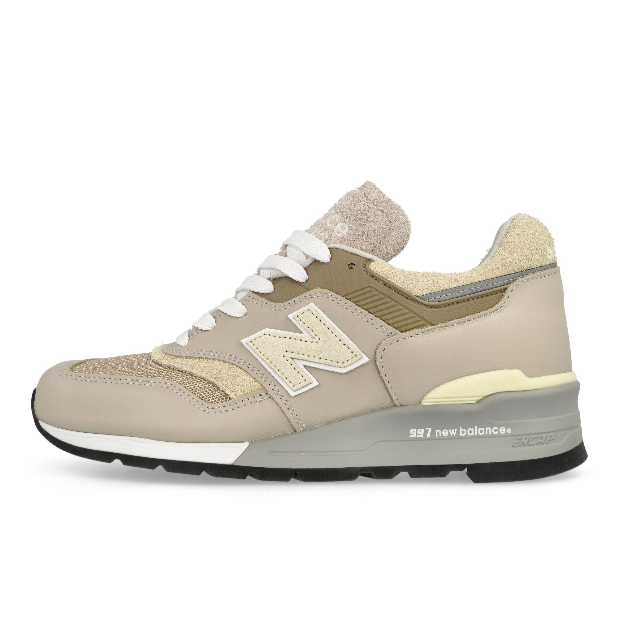 New Balance<br>U997GG
