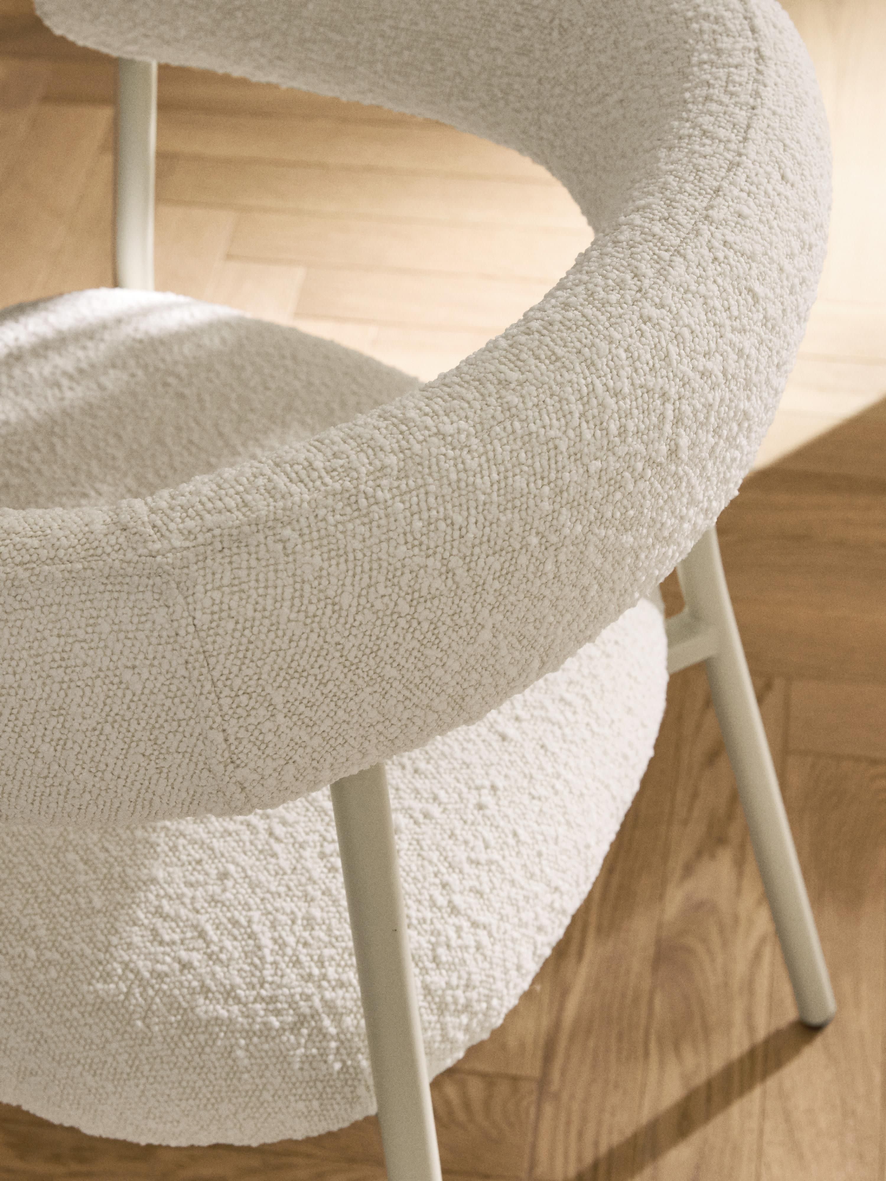 Bouclé gestoffeerde stoelen Thiago, 2 stuks
