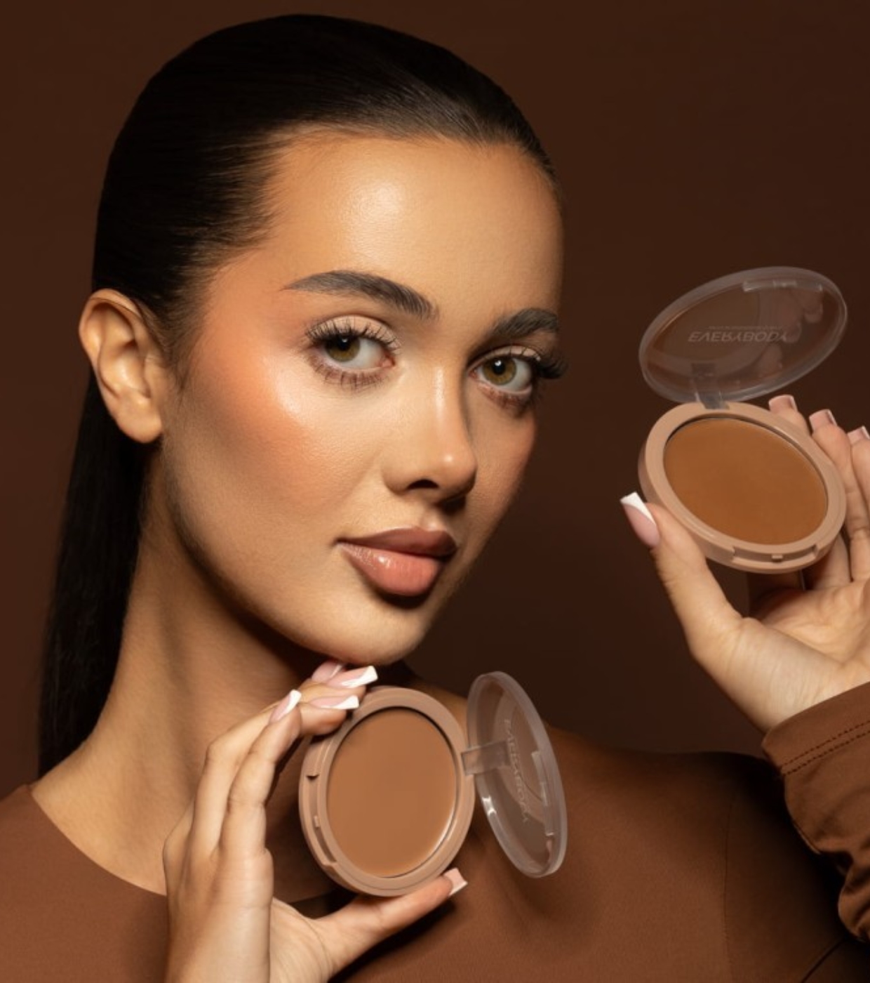 Everybody London - *Everybody x Aleksandra Sosfa* - Bronzeador cremoso - Medium