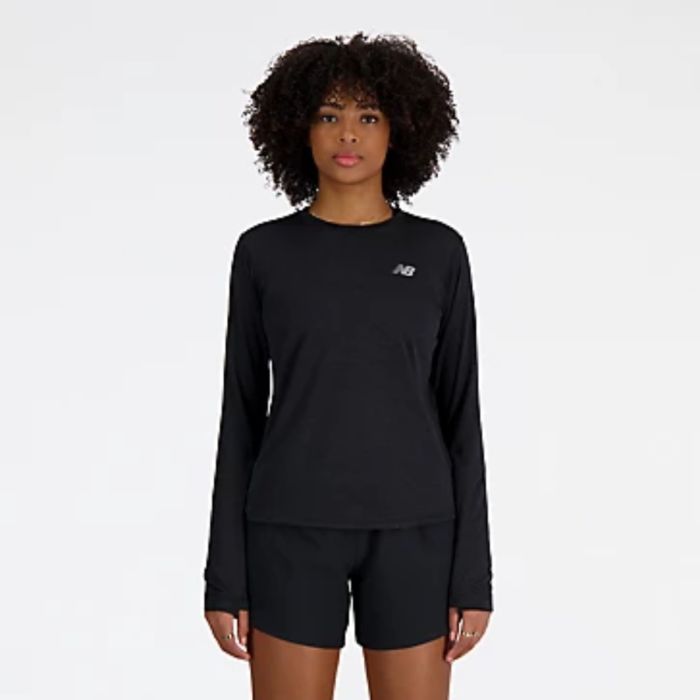 New Balance Dame T-shirts Athletics Long Sleeve Sort