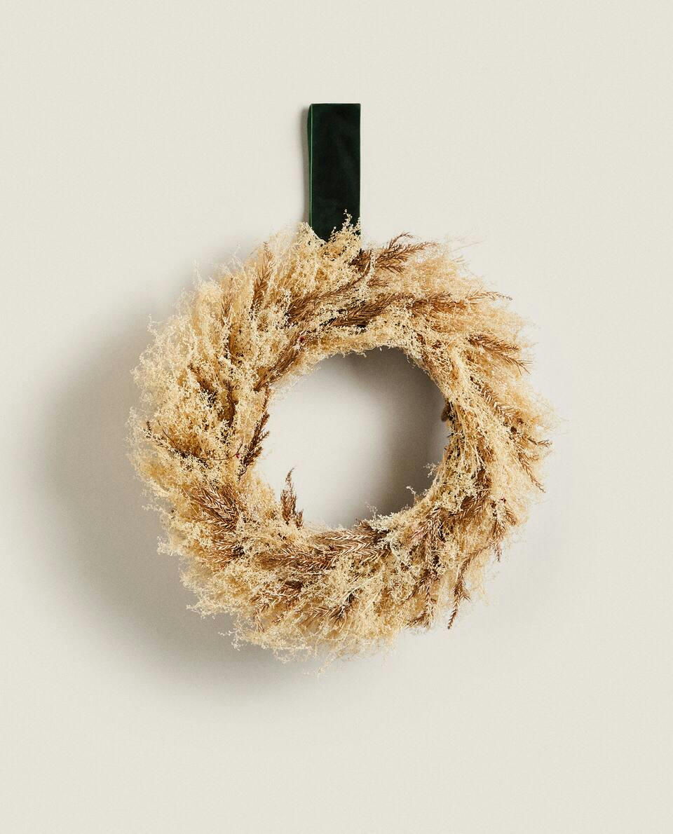 Guirlanda de Natal decorativa com folhas secas