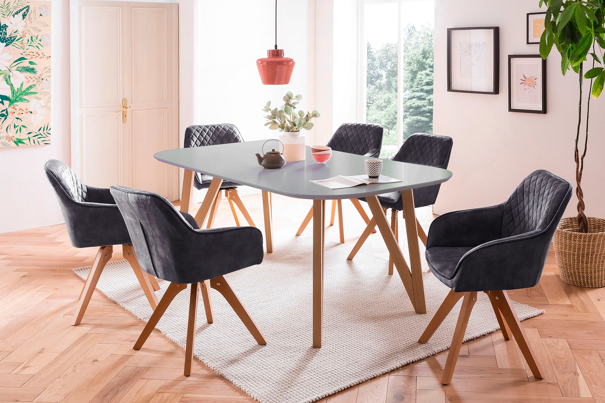 SalesFever Armlehnstuhl »Växjö - Esszimmerstuhl Komfort und Stil« () 1 Stk.Sitzkomfort neu definiert: 180° Drehplatte inklusive!
