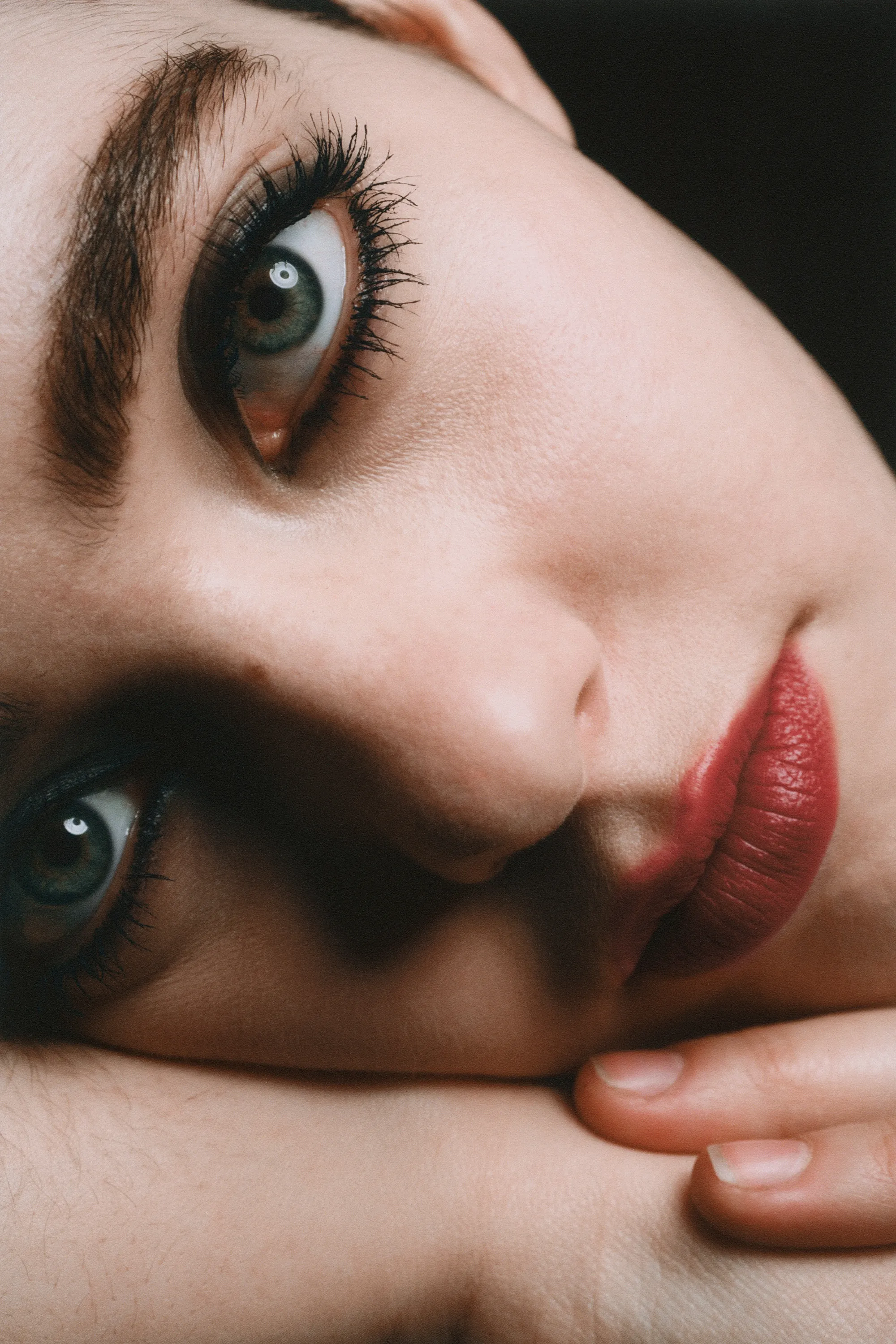 Mádara Cosmetics Mascara cils infinis noir Come Closer-6 ml