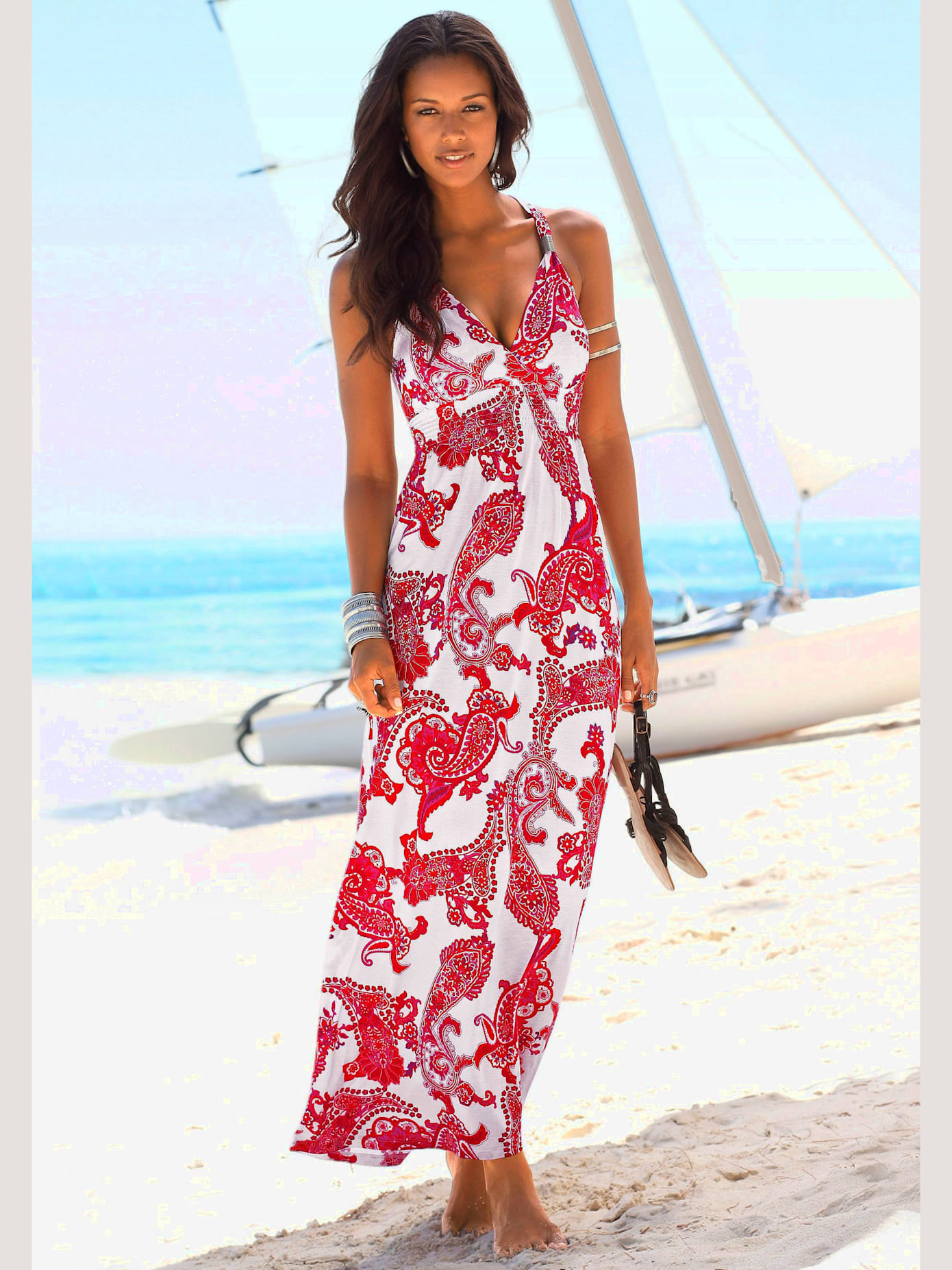 Robe longue séduisante encolure réglable