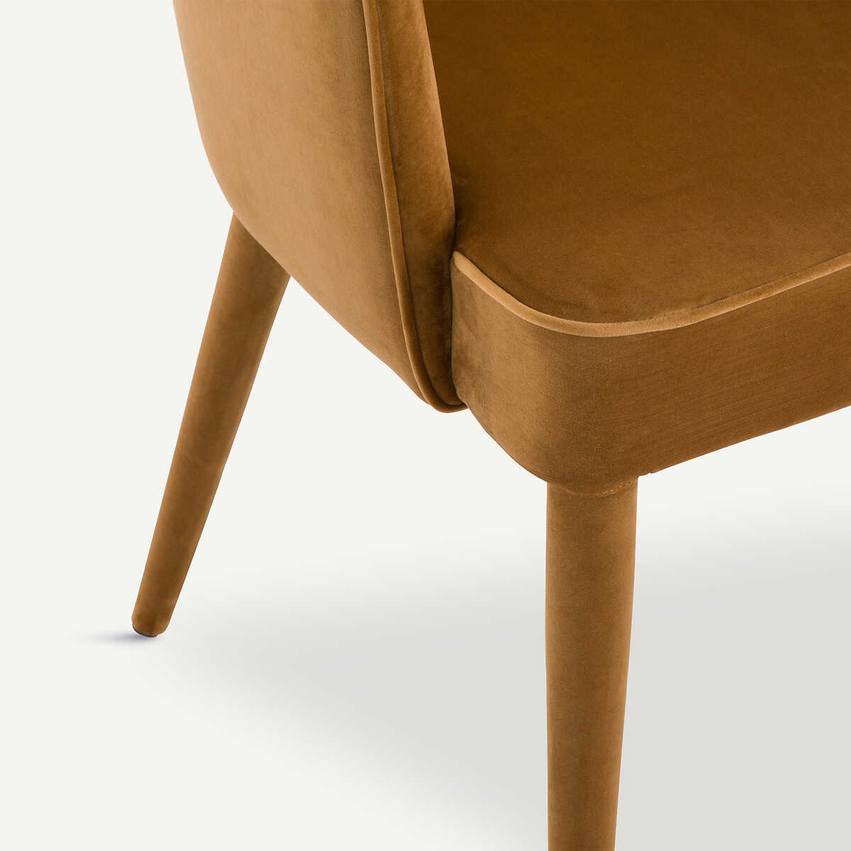 AM.PM<br>Tafel Fauteuil em fluweel, Leos