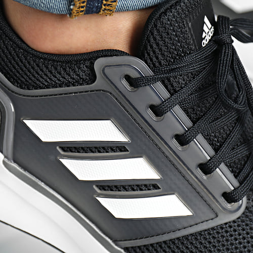 Baskets EQ19 Run GY4719 Core Black Cloud White Iron Metallic