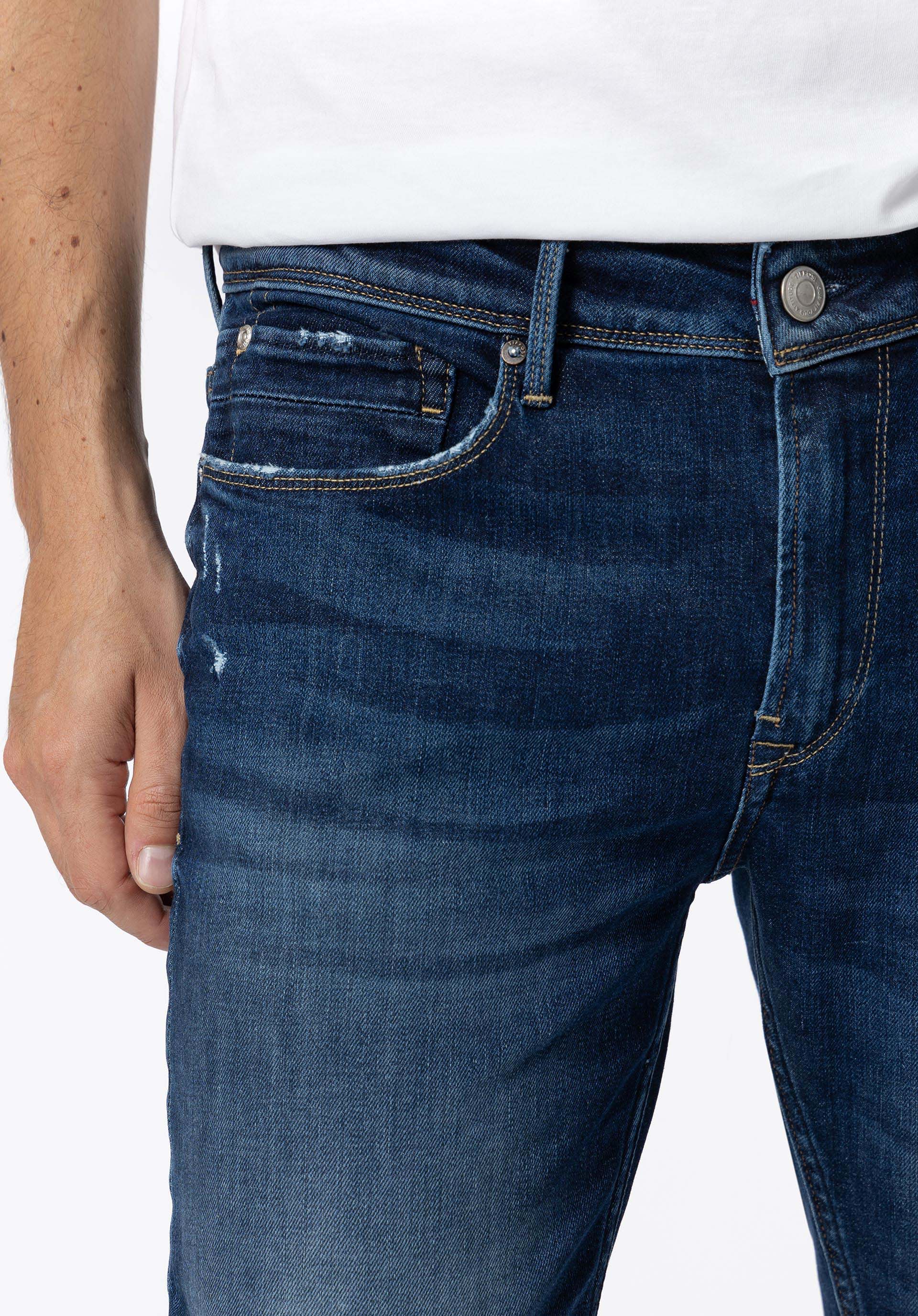 Jeans Leo Comfort Fit com Rasgões