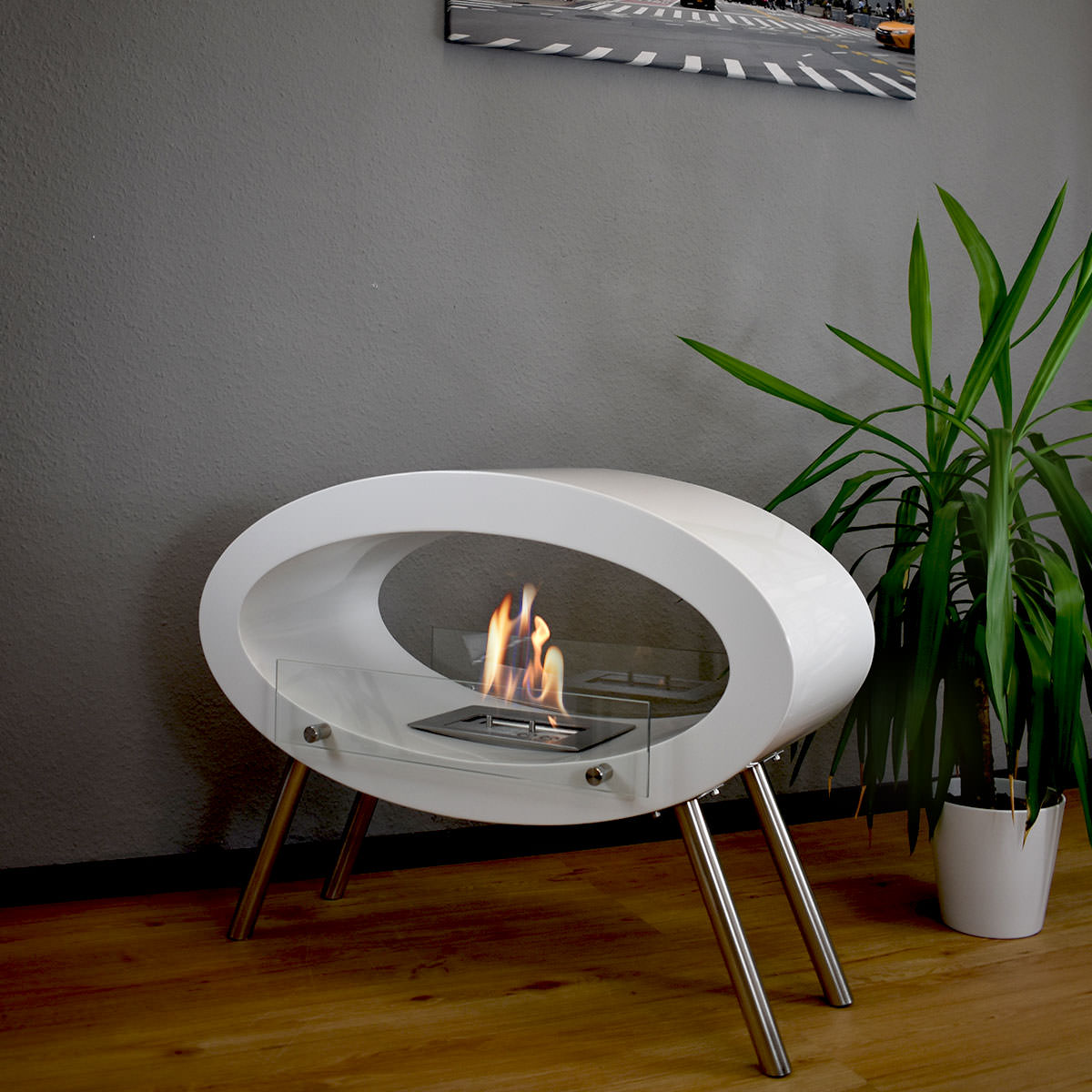 Cheminée au sol au bioéthanol blanche mobile glowfire molde
