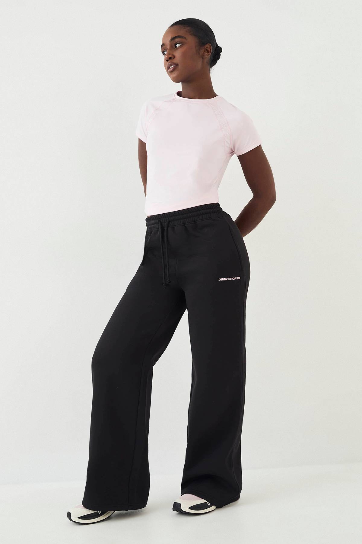 Jogging Jambe Droite DSGN Studio Sport