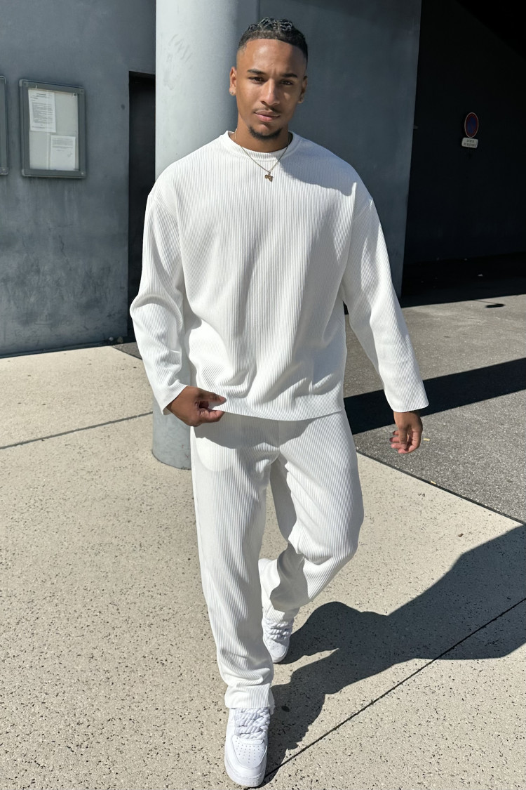 Ensemble 2 pièces pull + pantalon blanc