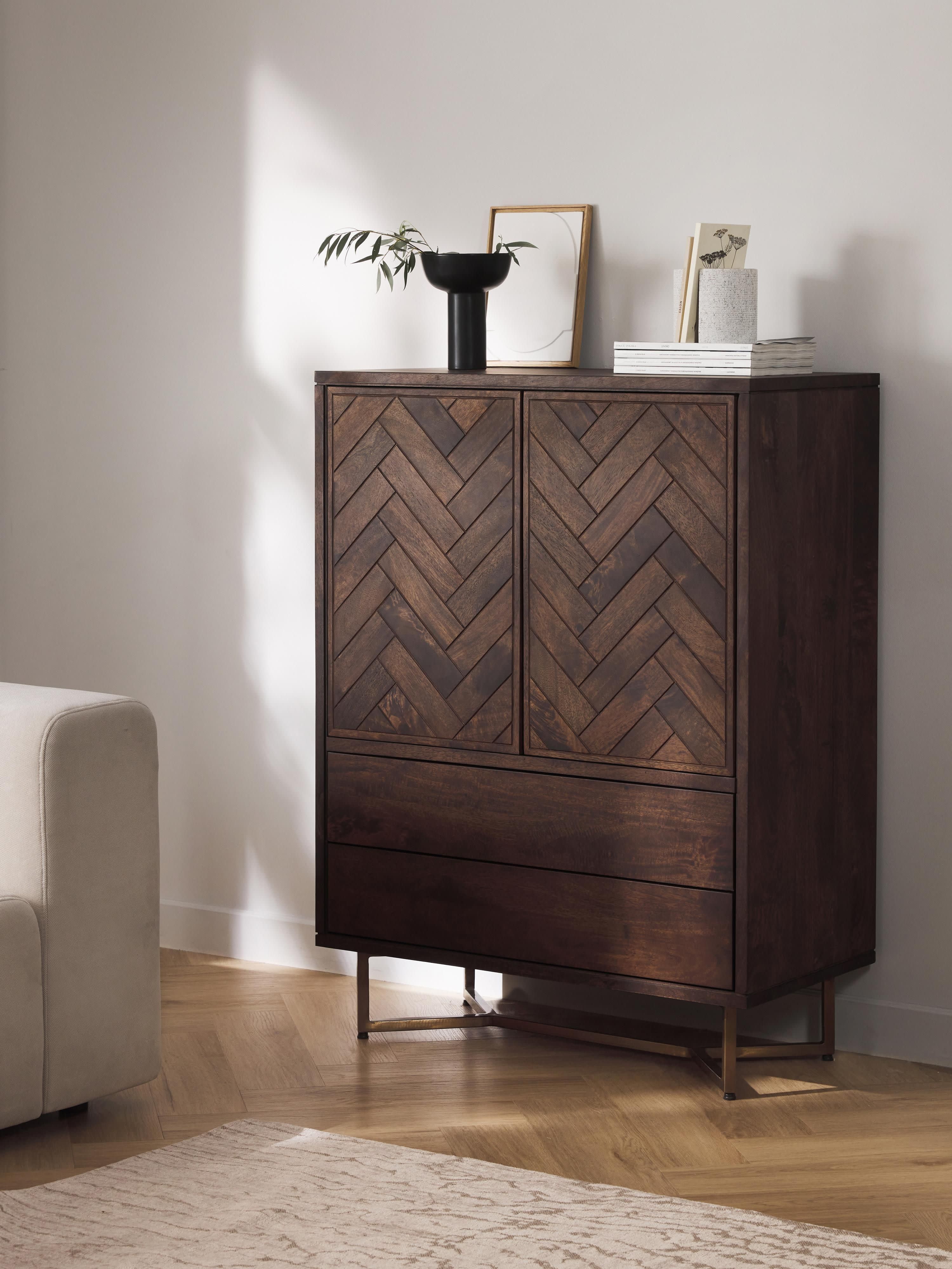 Highboard Luca van mangohout met visgraatmotief
