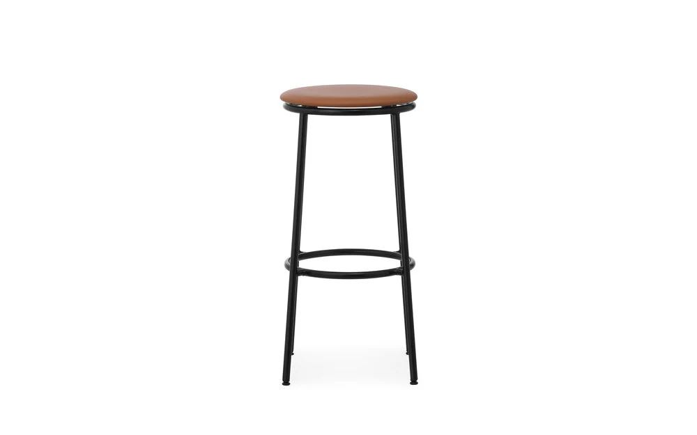 Normann Copenhagen  Circa barstol, sort/Brandy - 75 cm.