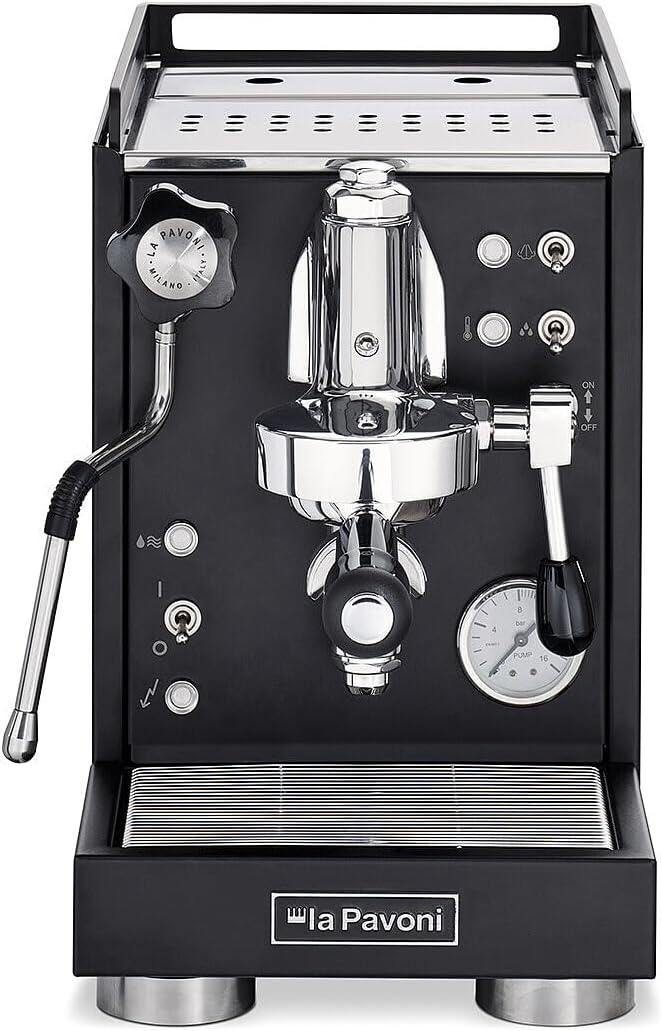 La Pavoni Mini Cellini, Semiprofessionelle Espresso-Kaffeemaschine LPSMCB01EU, Einzelboiler, Dampf- und Heißwasserlanze, 2,9-l-Tank, 58-mm-Filterhalter und 1/2-Tassen-Filter, 1400 W, Schwarzer Stahl