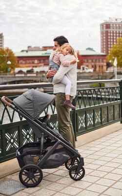 UPPAbaby VISTA V2 Duovogn, Greyson Black