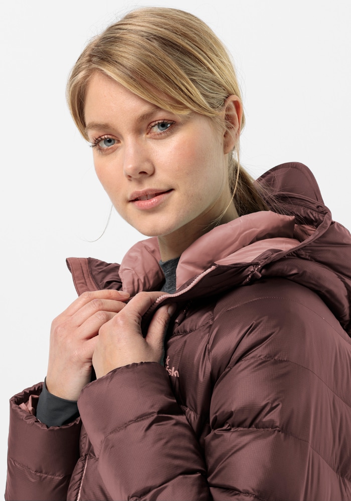Jack Wolfskin Daunenjacke »NEBELHORN DOWN HOODY W« mit Kapuze
