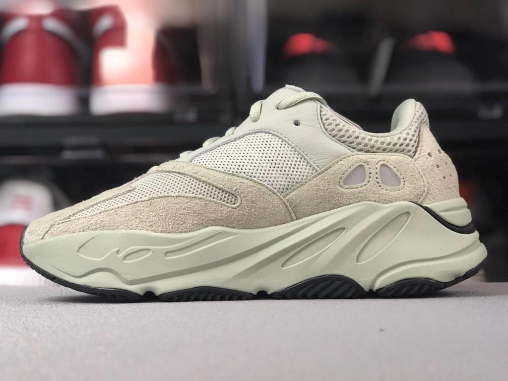 Adidas Yeezy Boost 700 Salt
