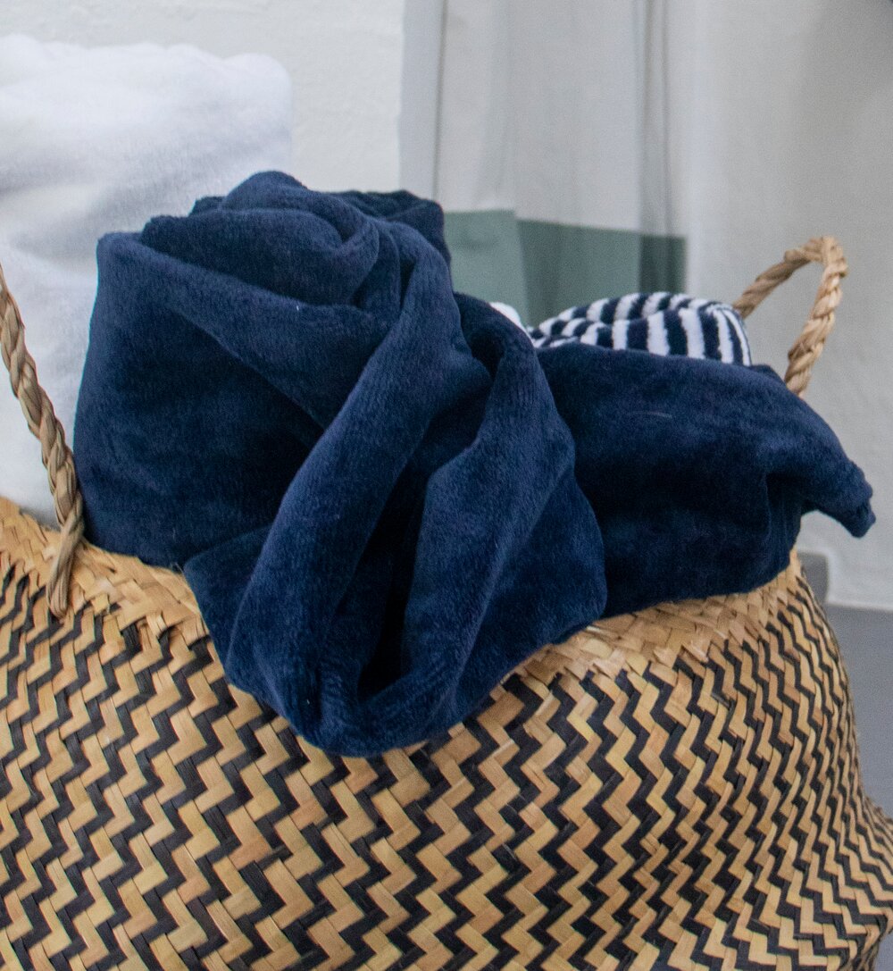 Omhu  Frotté Velour stribet Håndklæde - Navy/Hvid
