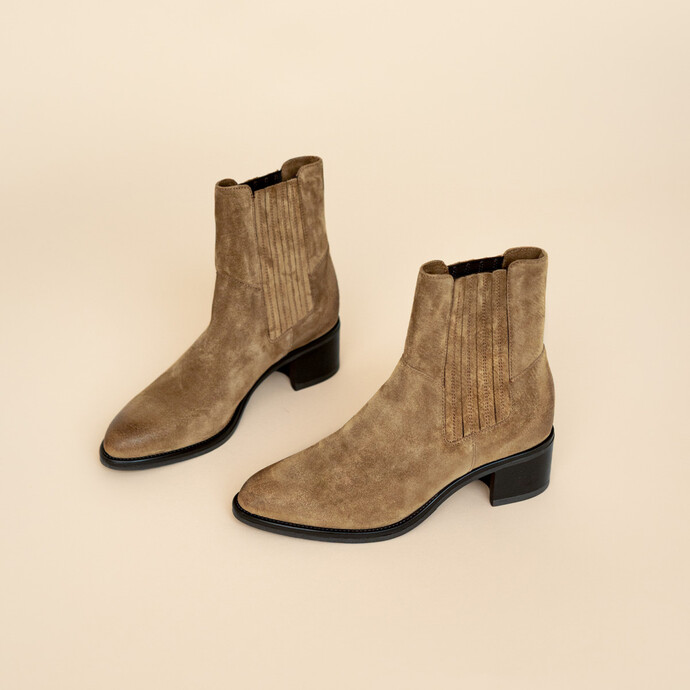 Boots à élastiques et talons carrés  en croute taupe