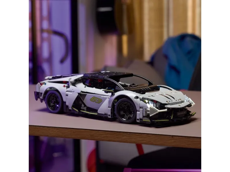 LEGO Technic 42214 Lamborghini Revuelto-supersportsvogn